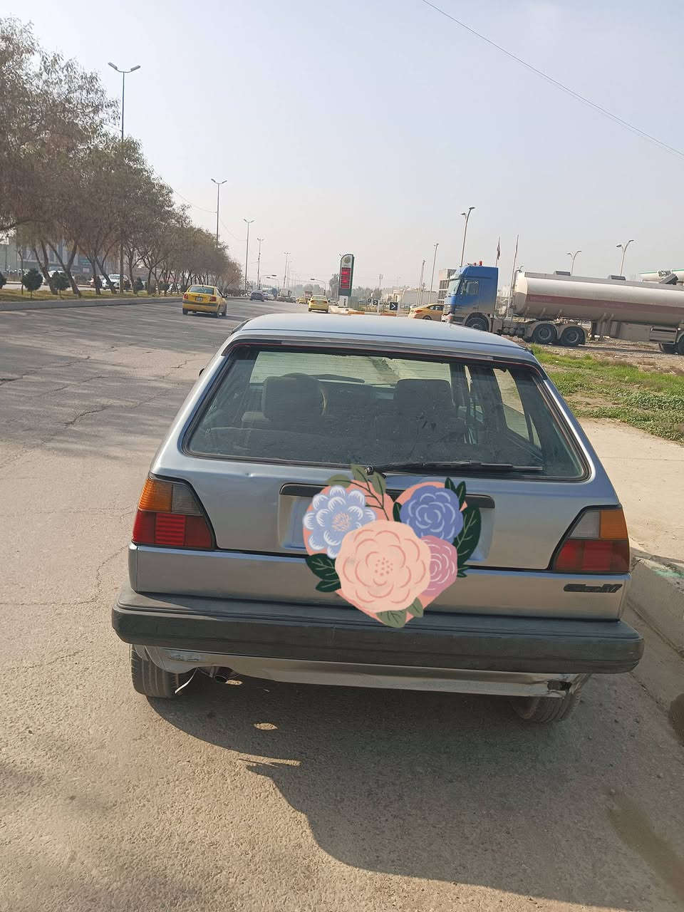 كولف عظم 1989 رقم انكليزي جديد اني الشرعي  شرط التحويل كوبون بنزين للتواصل على الرقم 
***********

***********
