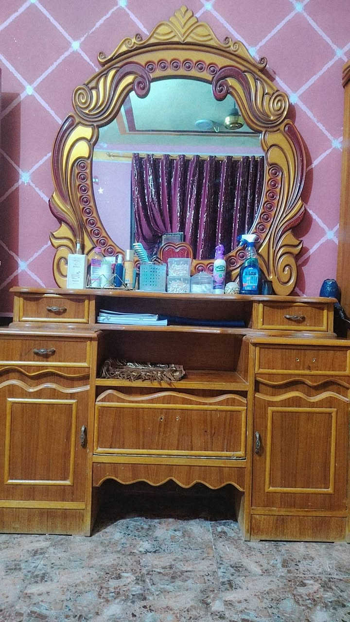 سلام عليكم غرفة نوم للبيع صاج عراقي نضيفه كلش سعر ٦٥٠ وبيها مجال شي قليل


**إذا كنت صاحب هذا الإعلان وتريد حذفه لأي سبب، رجاءا أرسل رسالة إلى الدعم الفني**