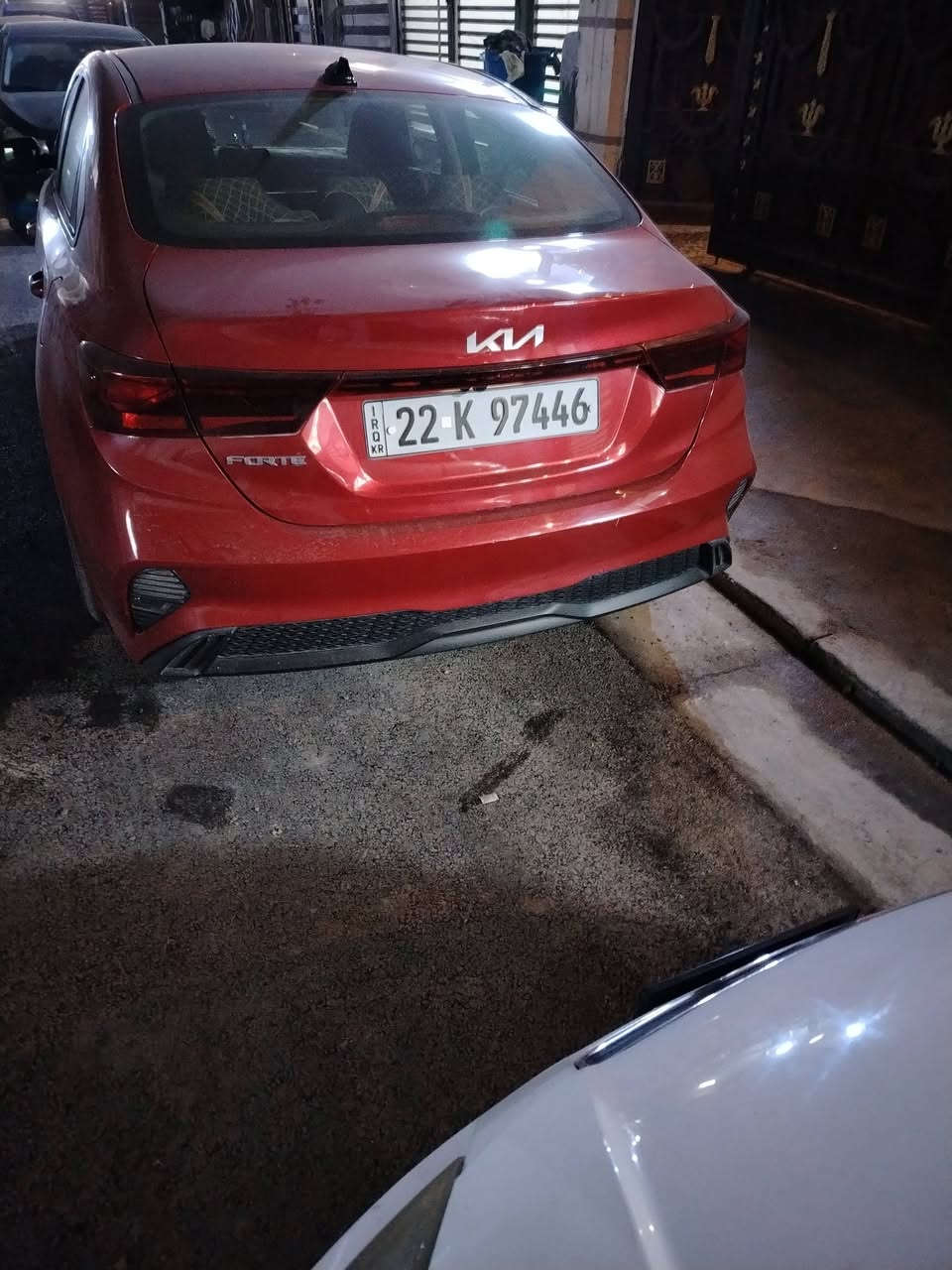 سياره للبيع نوع كيا فورتي موديل ٢٠٢٣ أمريكي رقم أربيل باسمي حادث مالها سطحي بابتين عكس الساىق بدون اي ارباك وبارد بالجاملغ عكس الساىق السعر ١٥٠ ورقه للتواصل واتساب *********** العنوان بغداد
