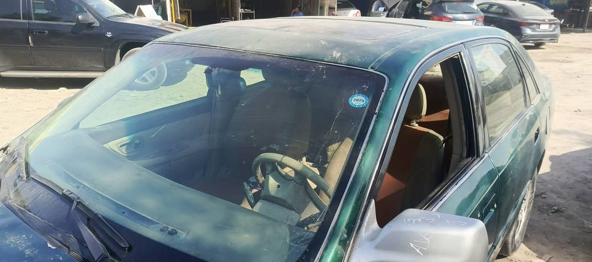 اللون للبيع موديل٢٠٠٠ سياره كير محرك خير من الله صدر امامي خلفي سياره نقصهة صبغ فقط رقم سليمانيه ثان يوم تحويل موقع السياره الغزاليه
‏‪***********‬‏
