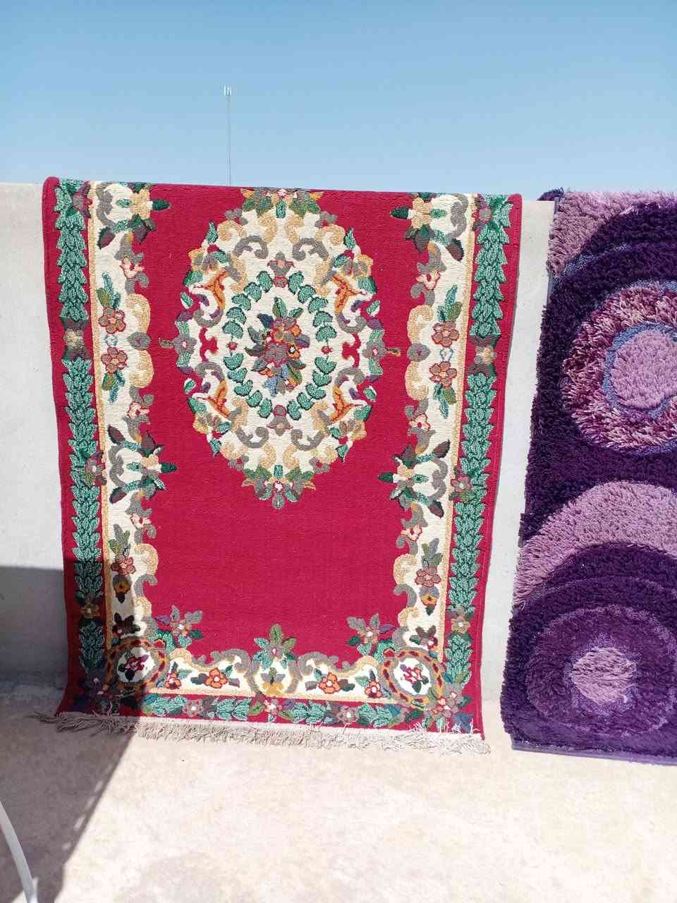 اغراض للبيع منزلية نظيفة محافير كلهم ٨٥ عرض خاص كثير حلوين وبردات سعر وحدة ٥ وبطانية سعرها ١٠ وكرسي طعام طفل نظيفة حيل سعرها ٢٥ وديوان سعرو ٣٠٠ ودببه مع نفخ مالهم ومع الألعاب البقية سعرهم ١٥ ويوجد توصيل الاستفسار ***********
