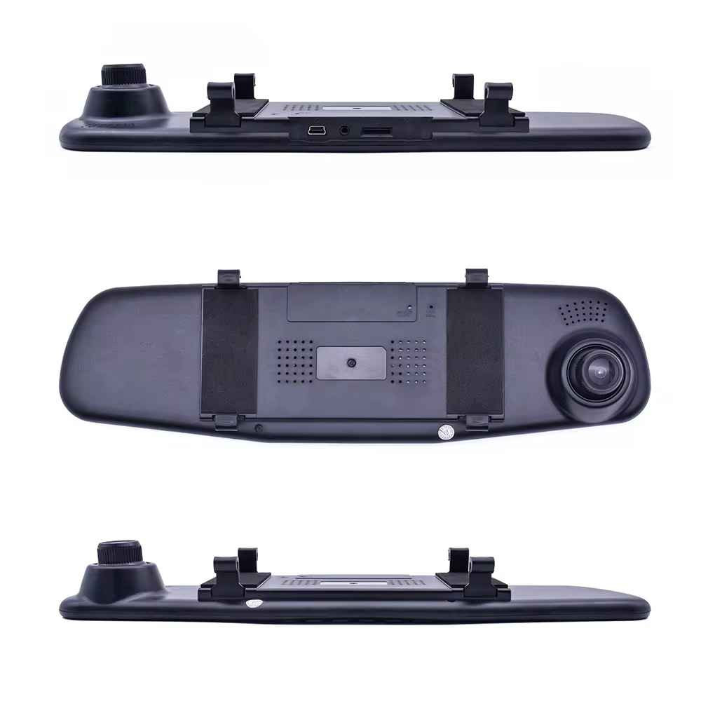 مرآة السيارة الذكية Vehicle Blackbox DVR - كاميرا مزدوجة وشاشة 4.5 بوصة

• الموديل: Z-3061.

كاميرا داش كام متطورة مدمجة داخل مرآة الرؤية الخلفية، تمنحك تسجيلًا كاملًا للطريق من الأمام والخلف مع شاشة عرض مدمجة لتعزيز أمان قيادتك.

• شاشة عرض مدمجة: تأتي بشاشة مقاس 4.5 بوصة من نوع TFT مدمجة في المرآة لمتابعة التسجيل مباشرة.

• تصوير عالي الدقة: تدعم تسجيل الفيديو بدقة Full HD 1080P لضمان وضوح التفاصيل والصور.

• عدسة واسعة الزاوية: مزودة بعدسة رؤية عريضة (Wide-angle lens) بزاوية 170 درجة لتغطية أكبر مساحة ممكنة من الطريق.

• نظام تسجيل الطوارئ: يحتوي على مستشعر G-Sensor الذي يقوم بحماية الفيديوهات من المسح عند حدوث اصطدام.

• خاصية الرؤية الليلية: تدعم تقنية Night Vision لتحسين جودة التصوير في ظروف الإضاءة المنخفضة.

• مراقبة ذكية: تدعم ميزات اكتشاف الحركة (Motion Detection) والتسجيل الدوري (Cyclic Recording) لضمان عدم توقف التسجيل.

المواصفات:
• دقة الفيديو: 1920x1080P / 1280x720P.
• صيغة الفيديو: MOV (H.264, Audio: AAC).
• تخزين الذاكرة: تدعم بطاقة ذاكرة TF حتى 32 جيجابايت كحد أقصى.
• البطارية: مدمجة بسعة 150mAh.
• واجهة الطاقة: 12-24V 2A.
• اللغات: تدعم لغات متعددة.
• الميكروفون والسبيكر: مدمج داخل الجهاز.

محتويات العلبة:
• مرآة الرؤية الخلفية المزودة بالكاميرا والشاشة.
• كاميرا خلفية إضافية.
• وصلات التركيب والطاقة. بعقوبة, ديالى


**إذا كنت صاحب هذا الإعلان وتريد حذفه لأي سبب، رجاءا أرسل رسالة إلى الدعم الفني**