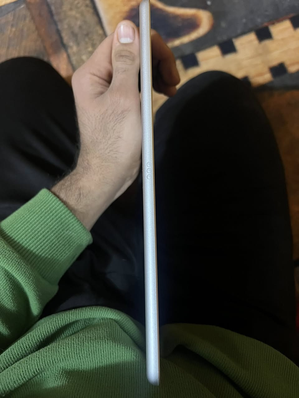 iPad 9
السلام عليكم ايباد ٩ ذاكره ٦٤ نظافه ٩٠٪؜ مثل مموضح بلصور السعر المطلوب ١٧٥ قفل 🔐 مكاني بغداد مدينه الصدر 
***********
