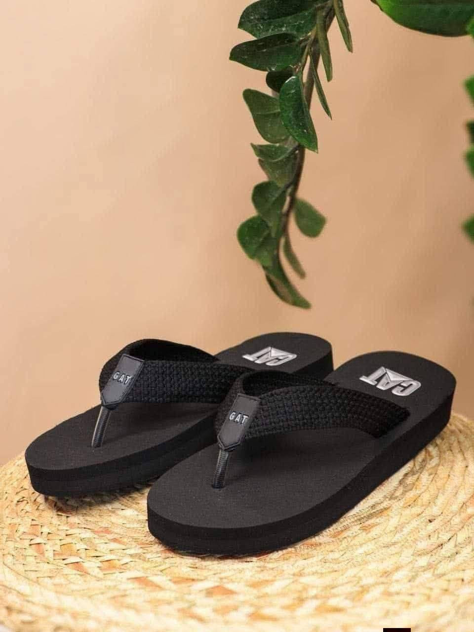 كات رجالي اصبع عالي طبي (40-45)
سعر القطعة 2,500
 الكارتون درزنين 24 قطعة 60 الف
🚚يوجد توصيل لجميع المحافظات🇮🇶
للتواصل خاص او الرقم ***********
