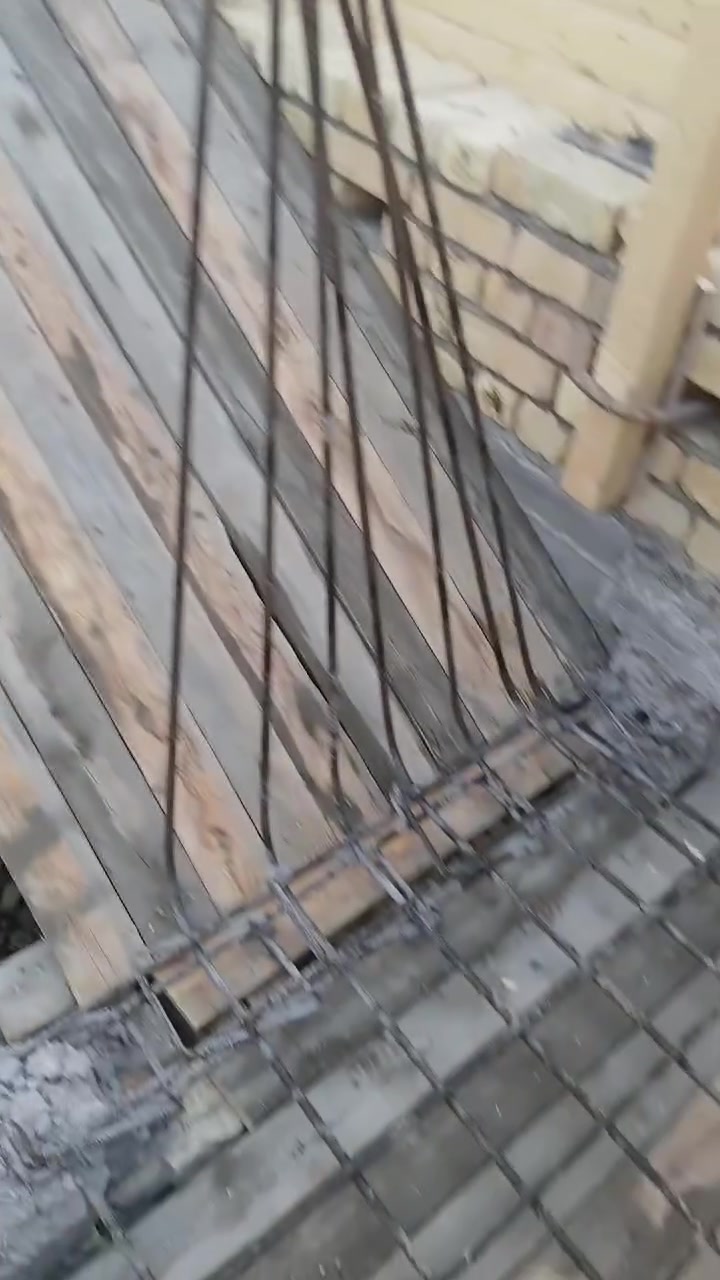 سلام وعليكم نجار قالب شغل درجه ولى بحضور مهندس نشتغل هيكل ونجاره بصره فقط سعار مناسبه ***********
