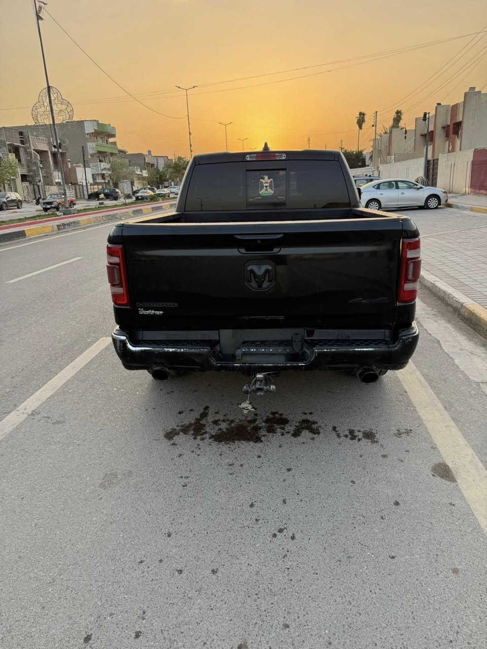 السلام عليكم بيع سريع
رام 2019 لارامي 
فول مواصفات 
فور ويل 
رقم قادسيه 
كفاله عامه عدا بارد بسيط 
ماشيه 160.000k.m
داخله حرق ربع دشبول فقط 
***********
