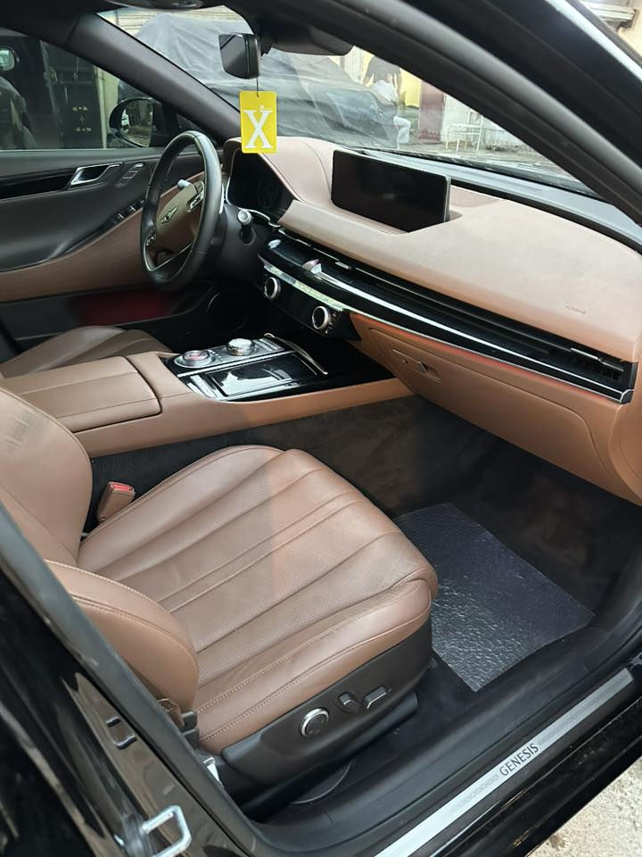 جنسس g80 موديل 2023 وراد كوري بيه 3 قطع فول عده الفتحه سعره 240 مرقم وكآمل بغداد ***********
