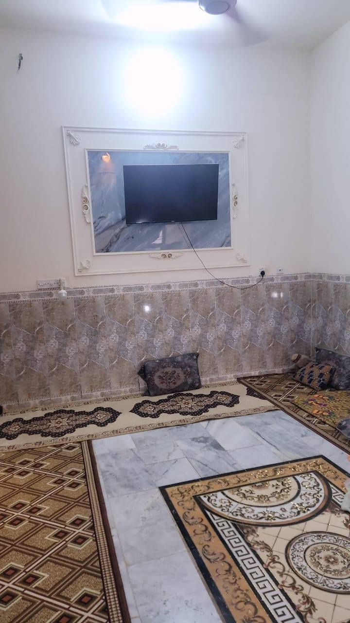 السلام عليكم بيت للبيع المساحه 200م طابو زراعي سند 25 متوفره كافة الخدمات يحتوي على اربع غرف نظام سويت وصاله وأستقبال ومطبخ وصحيات داخليه وخارجيه وطارمه بناء حديث العنوان كربلاء طويريج على السنيه مباشرتآ على الشارع التبيلط خلف حي الكردي السعر اتصال


**إذا كنت صاحب هذا الإعلان وتريد حذفه لأي سبب، رجاءا أرسل رسالة إلى الدعم الفني**