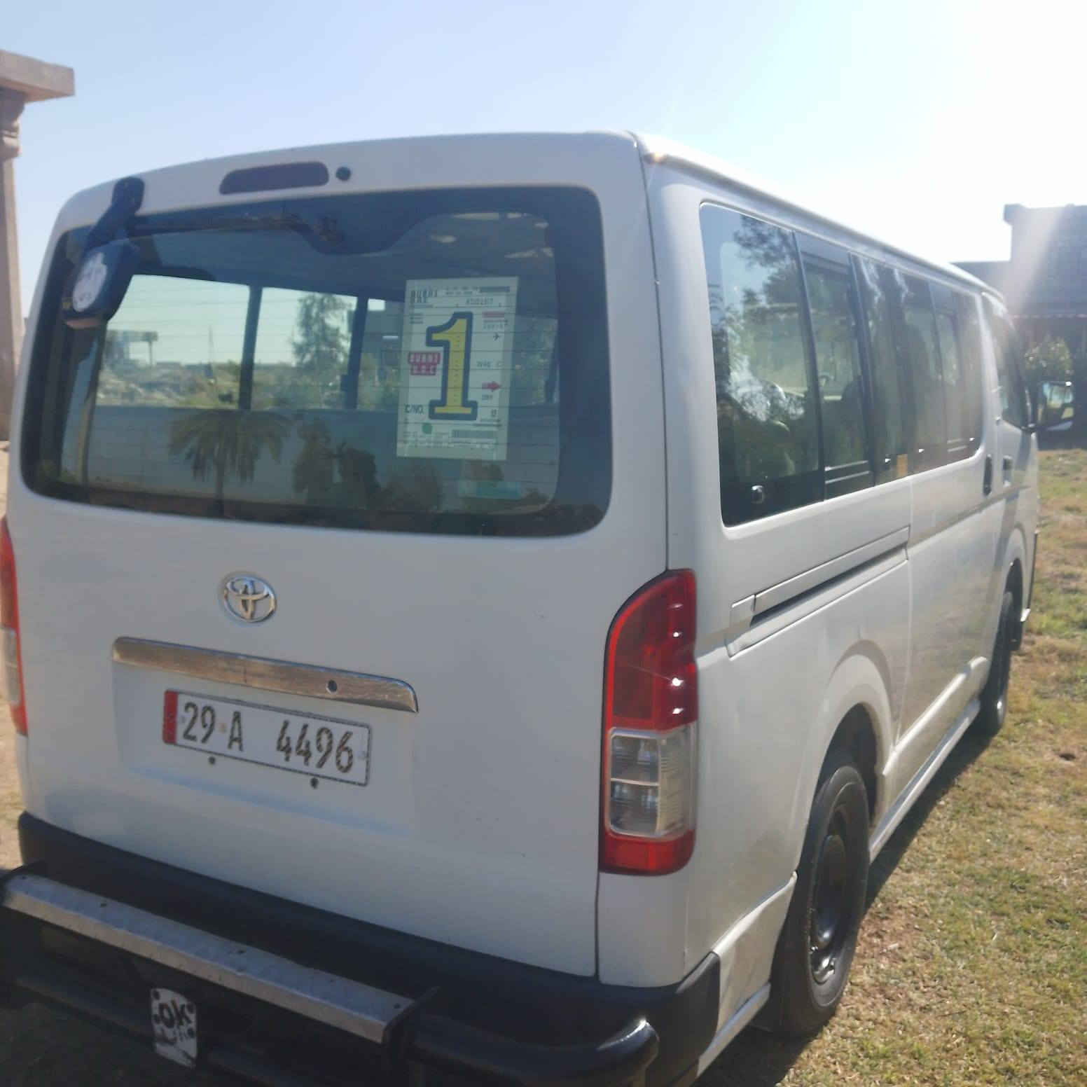 السلام عليكم تيوتا زعره موديل٩   سعر ١٥٠ رقم ***********
