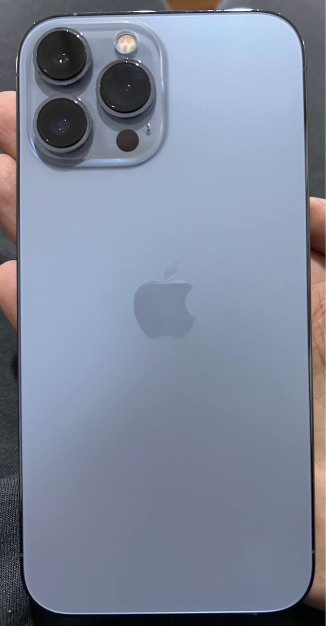 ايفون ١٣ بروماكس 
ذاكرة ٢٥٦ كيكا 
نظافة ١٠٠٪؜ 
بطارية مرفوعة 
السعر ٧٠٠ 
مكاني كركوك / قادسية ٢ 
شراي اتفضل خاص او اتصل على الرقم 
*********** كركوك, العراق
