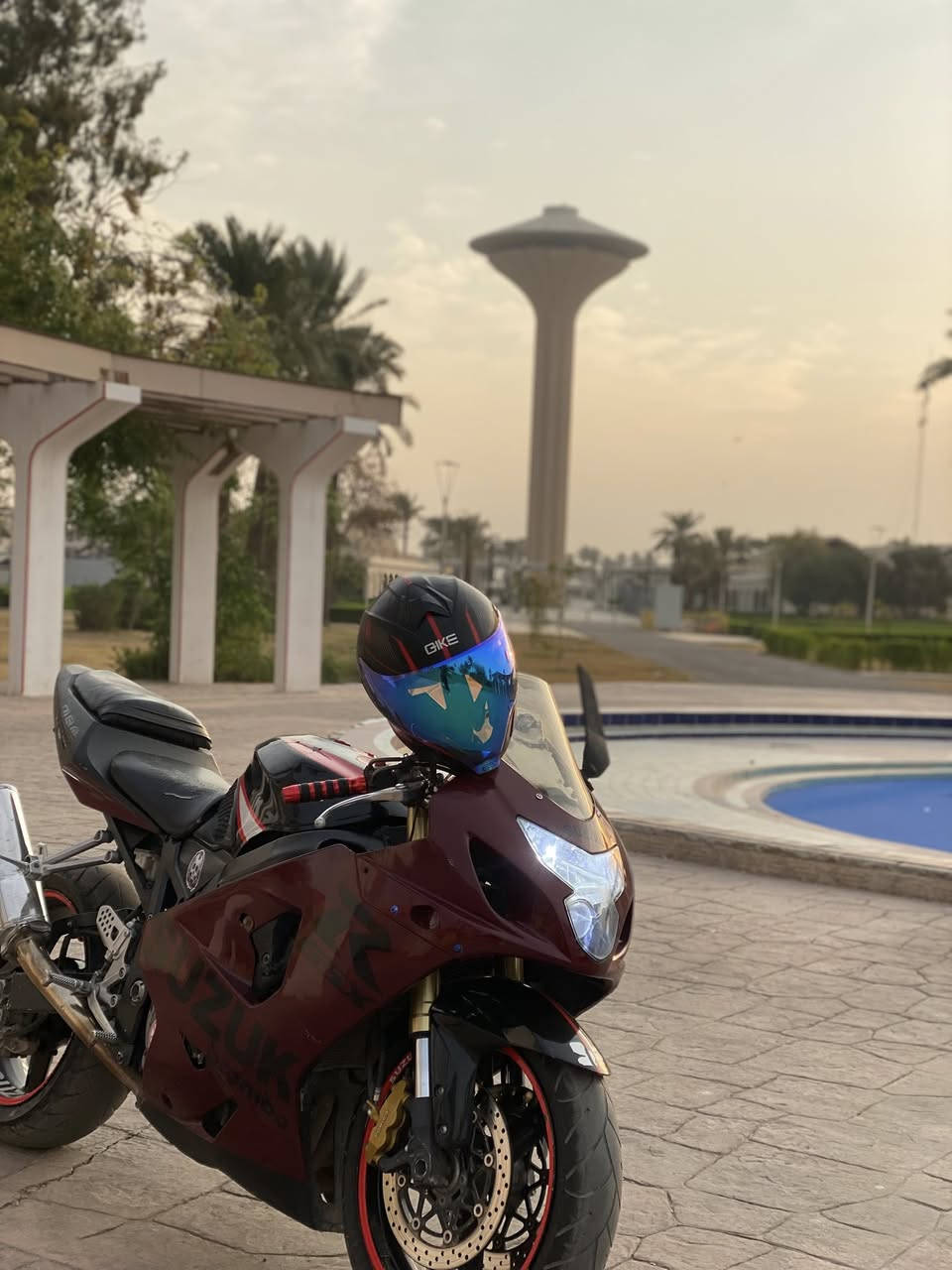 السلام عليكم اخوان جكسر موديل 2006 مكينة 600 دراجة خير من الله مكينة عقل ضفيرة مكفولات مكاني بغداد فلكة سلمان  باك سعر خاص ***********
@إشارة
