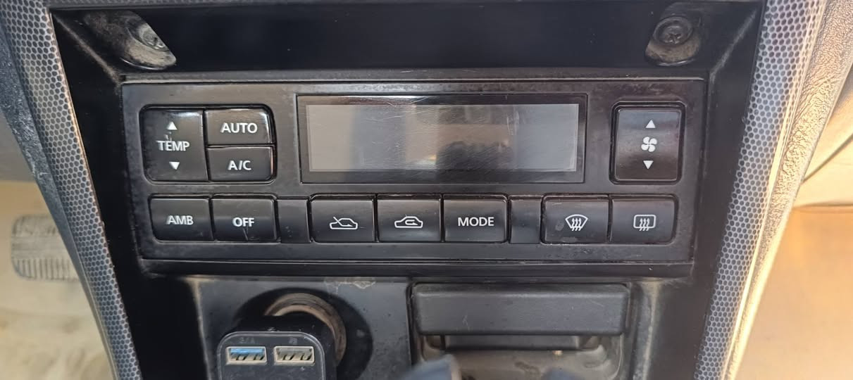 اسلام عليكم 
السياره سامسونج 2007
باسمي سنويه 2027
كير مكينه كهربائيات تدفئه تبريد مكفول 
مواصفات 
شاشه وكامره بك
تبريد بيانو  
مرايات شفط 
تحكم مرايات كهرباء 
مرايه وسط حساس ليلي 
                                       ABC
جامات 4 كهربائيه وقفل جامات وسايق اوتو
سنتر لك 
السعر 67 وبيه مجال
 ***********
