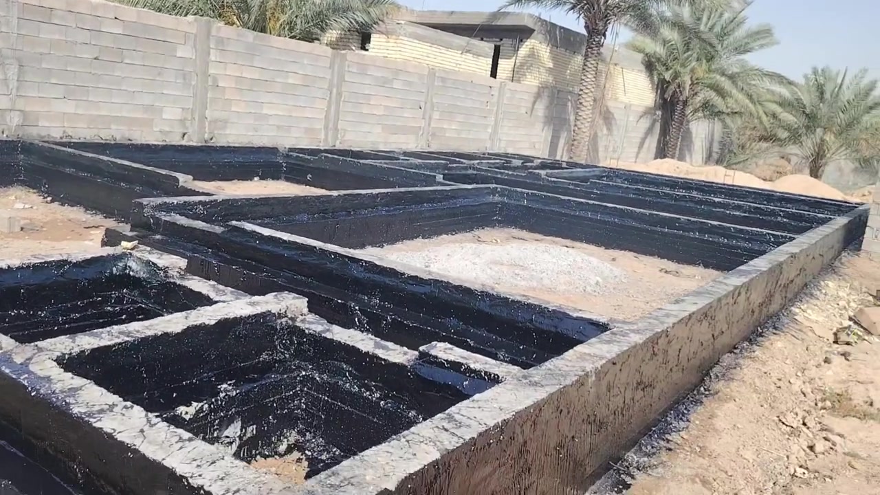 سلام عليكم التجير السطوح ولاساسات وكافه المباني درجه اوله سعر البرميل 65  
***********
