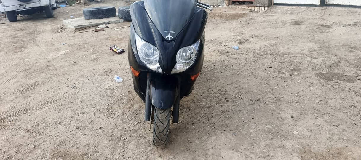 للبيع فورزة 0 10 s7 دراجة مكفولة كفالة رقم الهاتف ***********  السعر مليونين كوت الاحرار
