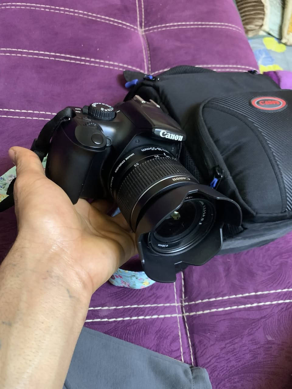 سلام عليكم كامرا تصوير كانون للبيع جديده كامل ملحقاتها سعر 275بيها مجال بصيط شراي يتصل على رقم ***********
