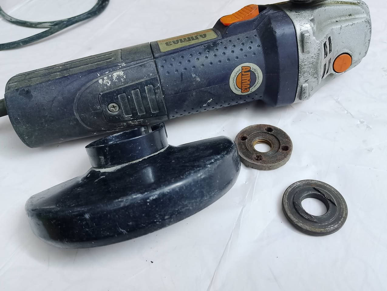 دريل همر 25 الف .دريل هوا ب20 الف .كوسرة حجم صغير ب15 الف
للحجز والتفاصيل مراسلة الصفحه


**إذا كنت صاحب هذا الإعلان وتريد حذفه لأي سبب، رجاءا أرسل رسالة إلى الدعم الفني**