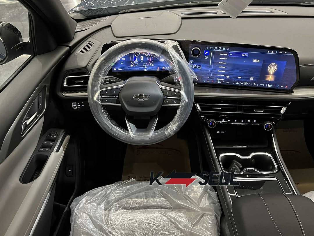 ترافرس 2024  خليجي وكاله شركه المنصور وبيها ضمان الجديدة كليا ( لون مميز )
CHEVROLET TRAVERSE LT BLACK EDITION 2024
واكو فديو توضيحي للسيارة و اكو قائمه بالمواصفات 

فئة البلاك اديشن تجي شباك ويل كتابات علامات وحتى علامة البصمه تجي كلها باللون الاسود 

السيارة رقم بغداد بأسمي  
فول مواصفات للأخير مواصفات الخليجي Lt
ماشية 13 الف بعدها زيرو بحاله الوكاله  

المواصفات : 
كشنات vip منفصل -  7 راكب كاميرات (360) -
 رادارات 360 امامي خلفي جانبي 
 تدفئة كشنات - 
تدفئة ستيرن  - 
صندوق كهرباء -
 تشغيل عن بعد -
 نقاط عمياء  -
 كشن كهرباء -
 حساسات  - 
تحديد مسار -
 اوتو ستوب -
 توقف ذاتي عند الاقتراب من السيارات من الامام والخلف والجوانب -
 نظام ترحيب عند الاقتراب - 
قفل تلقائي - 
اشاير بالمري -
 هيتر بالمري -
 سايد بريك بصمة -
 3 وضعيات قيادة -
 مناخ منفصل - 3 قطع تبريد 
 فول تحكمات ستيرن -
 اضاءة العالي اوتو -
 شحن واير ليس
شاشة كبيرة بيها هواي خصائص وتحكم كامل بالسيارة من خلالها وتكدر تنزللها تطبيقات من المتجر مالتها 
  وبقية مواصفات الفول ….

بمحرك 2500 تيربو جارج اقتصادي وسريع بوضعيات قياده
 بصمات عدد ( 2 )

السيارة مغلفها تغليف كامل من الداخل كشنات وارضيه 
مظلل الجام الخلفي 

‏‎السيارة جديدة بمعنى الكلمة وبالواقع بعد احلى وترايها مال زيرو وكل التفاصيل مذكورة بالكامل 
ملاحظه 👇 
سعر السيارة زيرو بالوكاله 
63 مليون مع الرقم 
42 الف دولار 

السيارة عارضها بسعر  57 مليون 
وبيها مجال بسيط 

السيارة صار بيها شغلتين 
صارت طخه بالجاملغ الامامي وتصلحت وصار بيها شبر بارد بالباب عكس السائق عندي صورها و السونار قبل التصليح شي بسيط جدا 

مكاني بغداد الاعظميه 
اي استفسار موجود على الخاص


**إذا كنت صاحب هذا الإعلان وتريد حذفه لأي سبب، رجاءا أرسل رسالة إلى الدعم الفني**