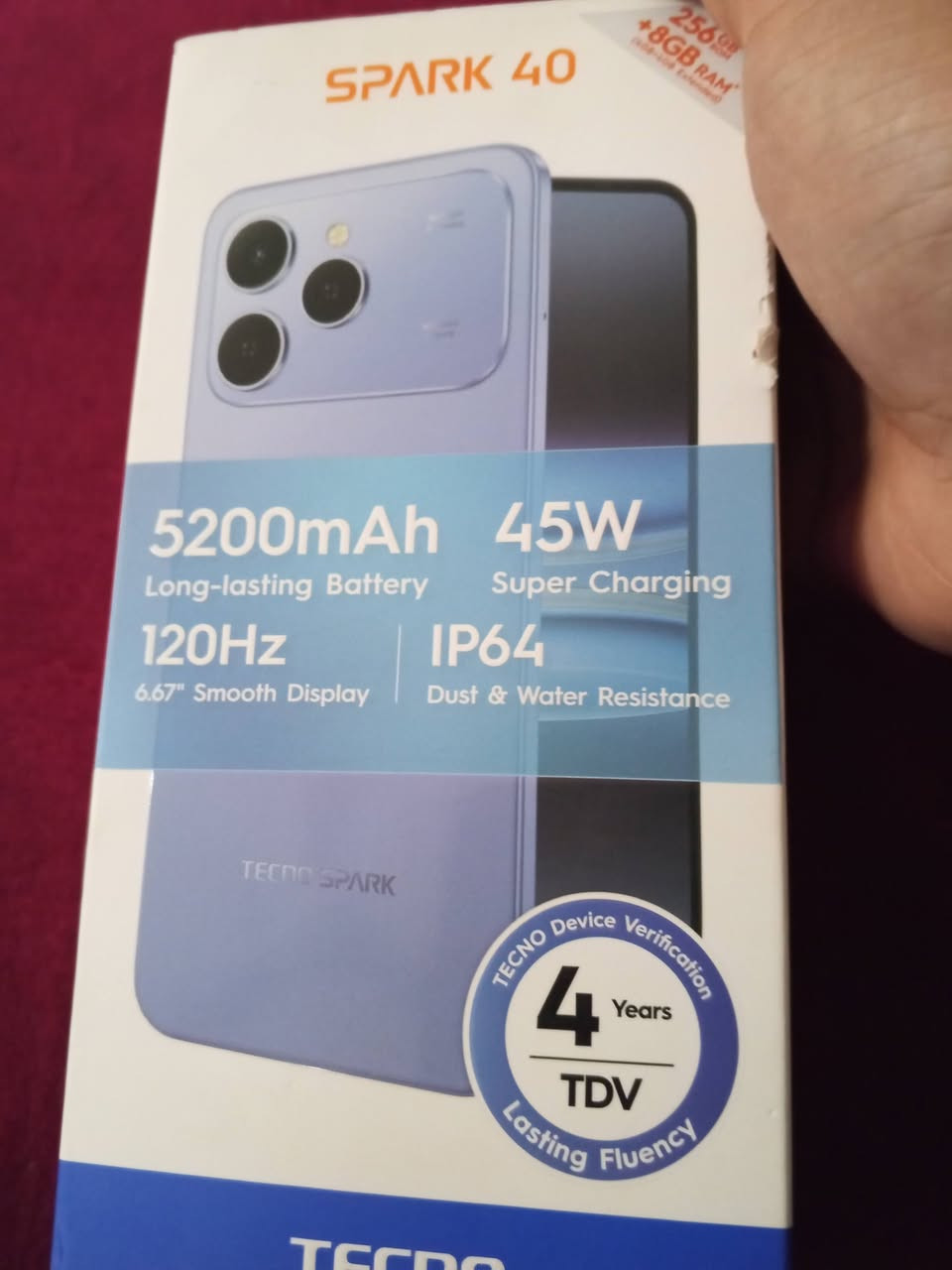 تكنو سبارك 40للبيع ذاكره 256بسعر مناسب ***********واتساب
