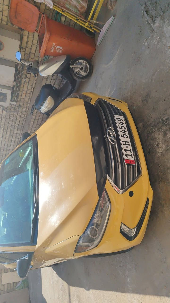 النترا موديل 17وارد امريكي حادثها الباب عكس السايق مبدل والدوسة مال باب مصلحة والمكينة لا تبخير ولا تنقيص مكينة الفين وكير مبدل جديد مال حاوية سيارة نظيفة ما متعوبه ماشية 115الف بيها منظومة مال غاز الايطالية منظومة بعدها جديدة وبكارت الضمان وصار جديد دبلات امامية جديدة شركة موبز كشنات جلد شاشة وكامرة  سعرها 125ورقة وبيها مجال مكاني بغداد الشعب للاستفسار***********
