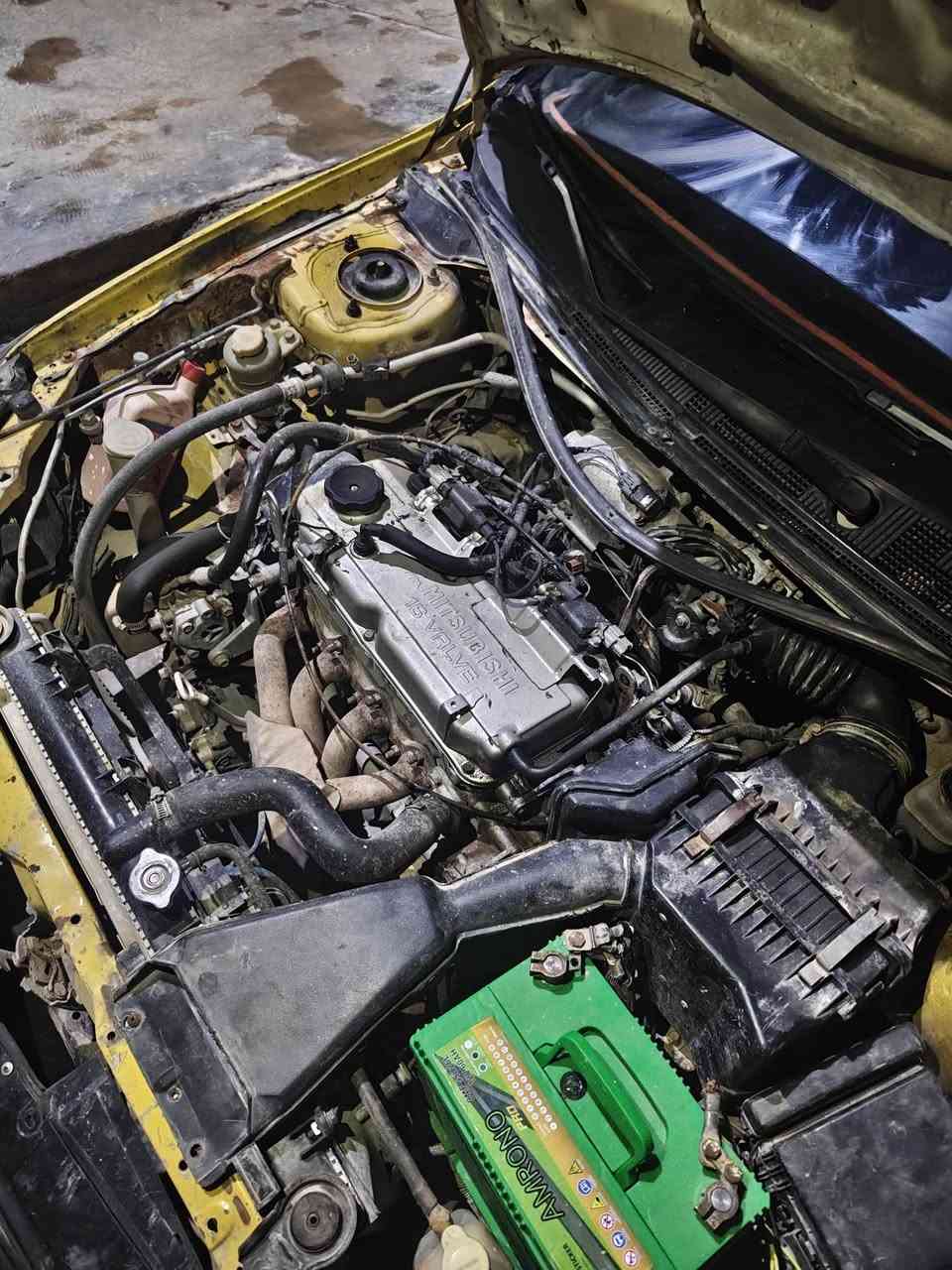 السلام عليكم
لانسر 2009 محرك 2000
رقم بغداد سنويه 28 باسمي تحويل ثاني يوم
خطها بعقوبه كنعان
ضربتها جاملغ وبنيد
بيها خياسات بل صفاح بسيطه
محرك بي تبخير بسيط
 للبيع سعره 52وبيها مجال
عنواني ديالئ كنعان 
للاستسفار ***********
