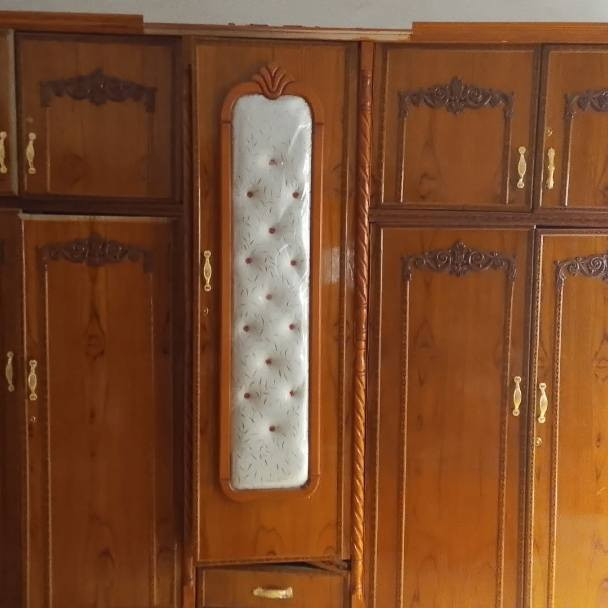 سلام عليكم غرفه النوم اغشاب صاج مستعمله شهرين السعر 750المكان البلديات المعسكر***********
