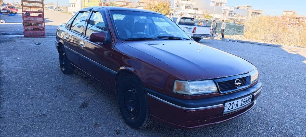 بەناوی خوای گەورە
ئۆپڵ ڤیکترا بۆفرۆشتن 
مەکینە 20مۆدێل 92سەنەوی تا 29تازەیە
کارت بەنزینی هەیە هەموگیانی بەشەر چرکەو گڵایە ببڕە 
شوێن تەکیە سعر 43گڵاو کەمێک معامەلە 
***********
