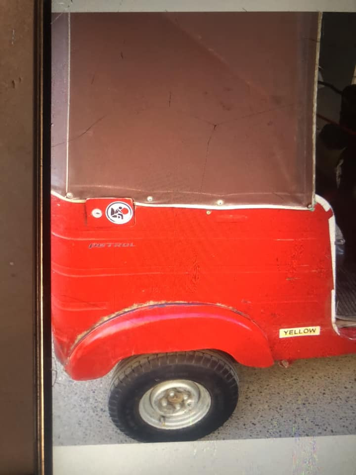 تكتك 2017 تخم تاير جوبلس جديد مكينه جديده كابرتر شركه سلف شركه باتري جديد صار شهربوربرنات جديده صدر جديد كشره وسط 2اسبير بيه ماشه جديده الحريه السلام 3 ملايين وربع


**إذا كنت صاحب هذا الإعلان وتريد حذفه لأي سبب، رجاءا أرسل رسالة إلى الدعم الفني**