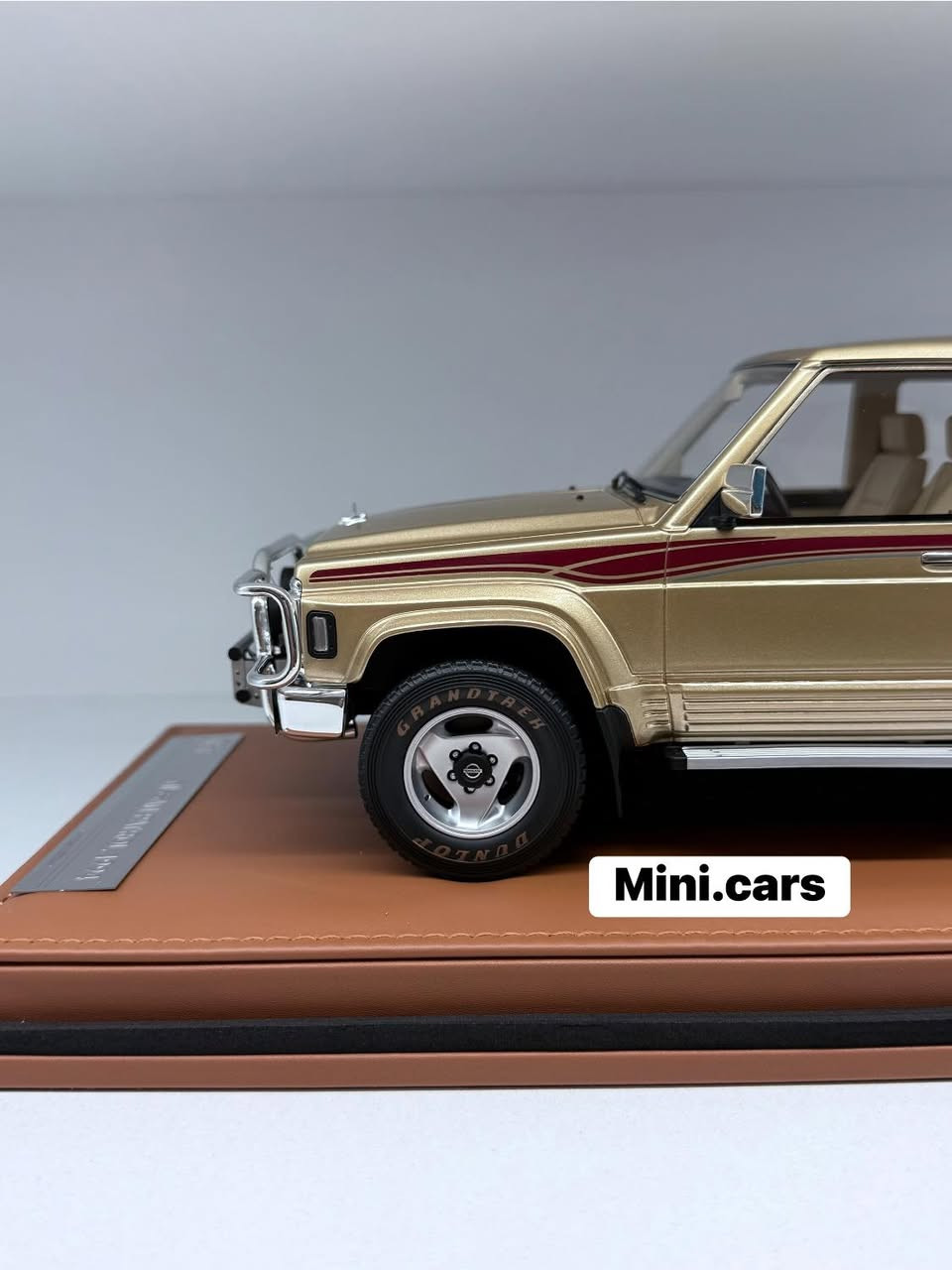 NISSAN PATROL 1994

Scale : 1/18

 (free delivery inside Erbil)

WhatsApp: +9647504702207

‎التوصيل لجميع مناطق اربيل مجانا

‎گەیاندن بەخۆرایە بۆ ناو شاری هەولێر
