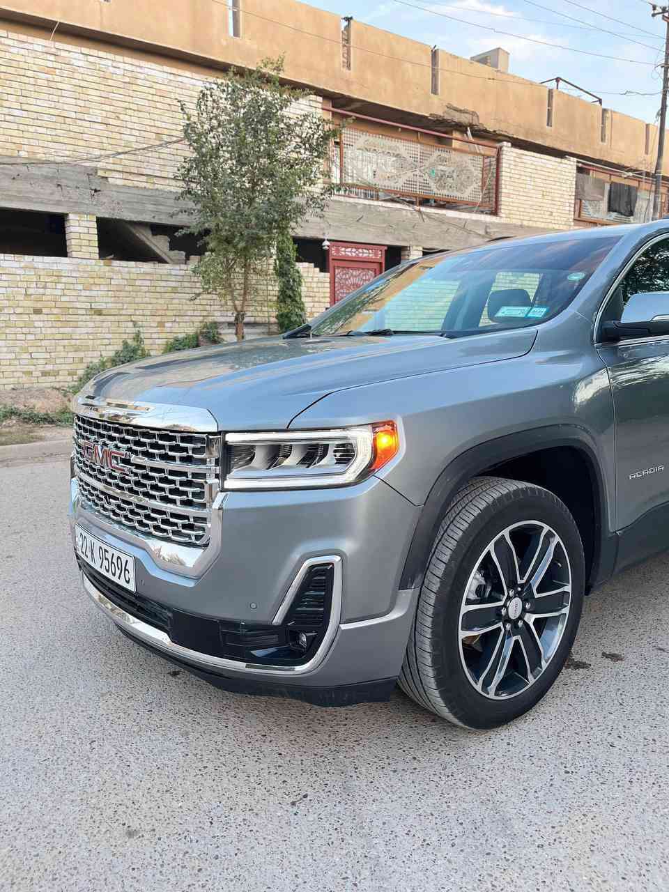 جي ام سي اكاديا 2023 SLT
رقم اربيل
فول مواصفات عدا الفتحة  

الحادث موضح بالصور

المواصفات :

‎٧ راكب - ٣ قطع تبريد - 
‏‎فور ويل(AWD) - كشنات جلد - تشغيل عن بعد

- نقاط عمياء - رادارات امامي خلفي جانبي - 

صندوق كهرباء ( ويفتح بالرجل ايضا )  - داتا شو - تدفئة تبريد كشنات - كشنات كهرباء

‎تحديد مسار - حساسات امامي وخلفي - اوتو ستوب - توقف ذاتي عند الاقتراب من السيارات - قفل تلقائي - مراية تعتيم ذاتي + اشاير  - سايد بريك بصمة - فول تحكمات ستيرن - اضاءة العالي اوتو - منظومة زنون بلادي -اربع وضعيات قياده    

‎وبعد بيها هواااي مواصفات

محرك ٢٠٠٠ توربو (اقتصادي وسريع)

ماشية 41 الف ميل
السعر : 225$ 

‏‎السيارة جديدة بمعنى الكلمة وبالواقع بعد احلى وجاهزة 

بدون اي نقص وكل التفاصيل مذكورة بالكامل 

مكاني بغداد

اي استفسار هذا رقمي 

‏‪***********‬‏
