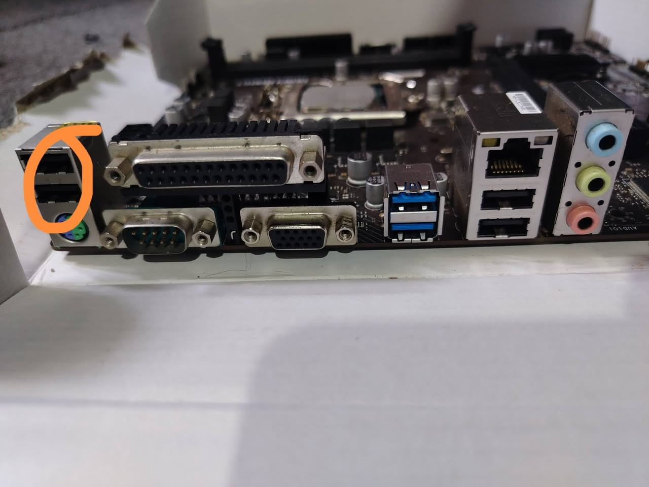 سعر جوه سوك سكني بغداد

معالج i3 9100F سعر 35 قفل

مذز بورد H310M PRO MSI سعر 35 قفل

مذر بي 6 منافذ USB.. ثنين عاطلات ماشر عليهن


**إذا كنت صاحب هذا الإعلان وتريد حذفه لأي سبب، رجاءا أرسل رسالة إلى الدعم الفني**