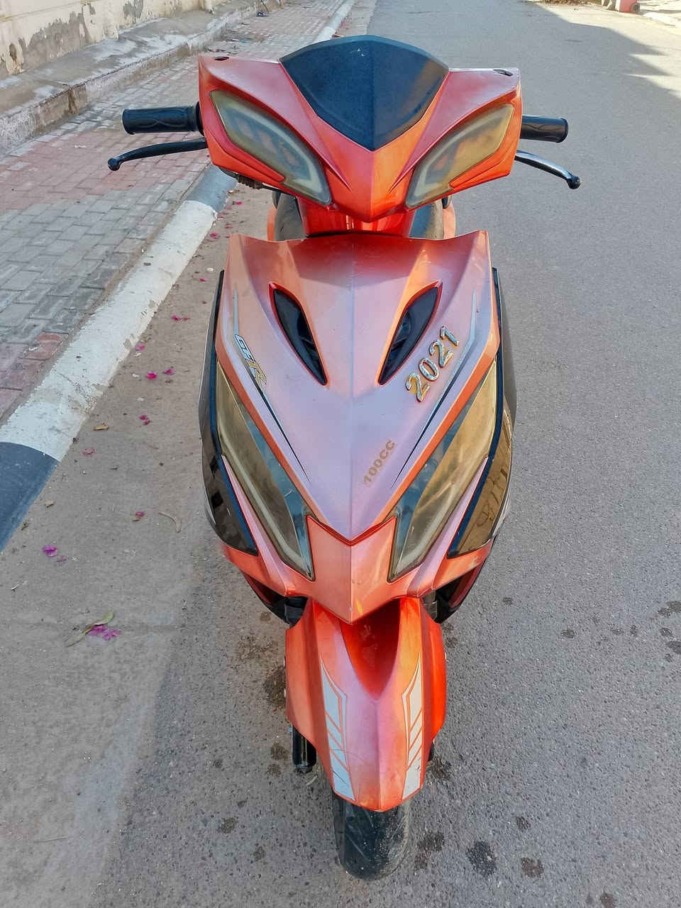 السلام عليكم دراجة للبيع gy6 موديل 2021 دراجة مفتوحة كهربائيات كلهة شغالة نكرة سلف دراجة خير من الله مكاني كربلاء طويريج السعر خاص للتواصل *********** موجود اتصال و الواتساب
