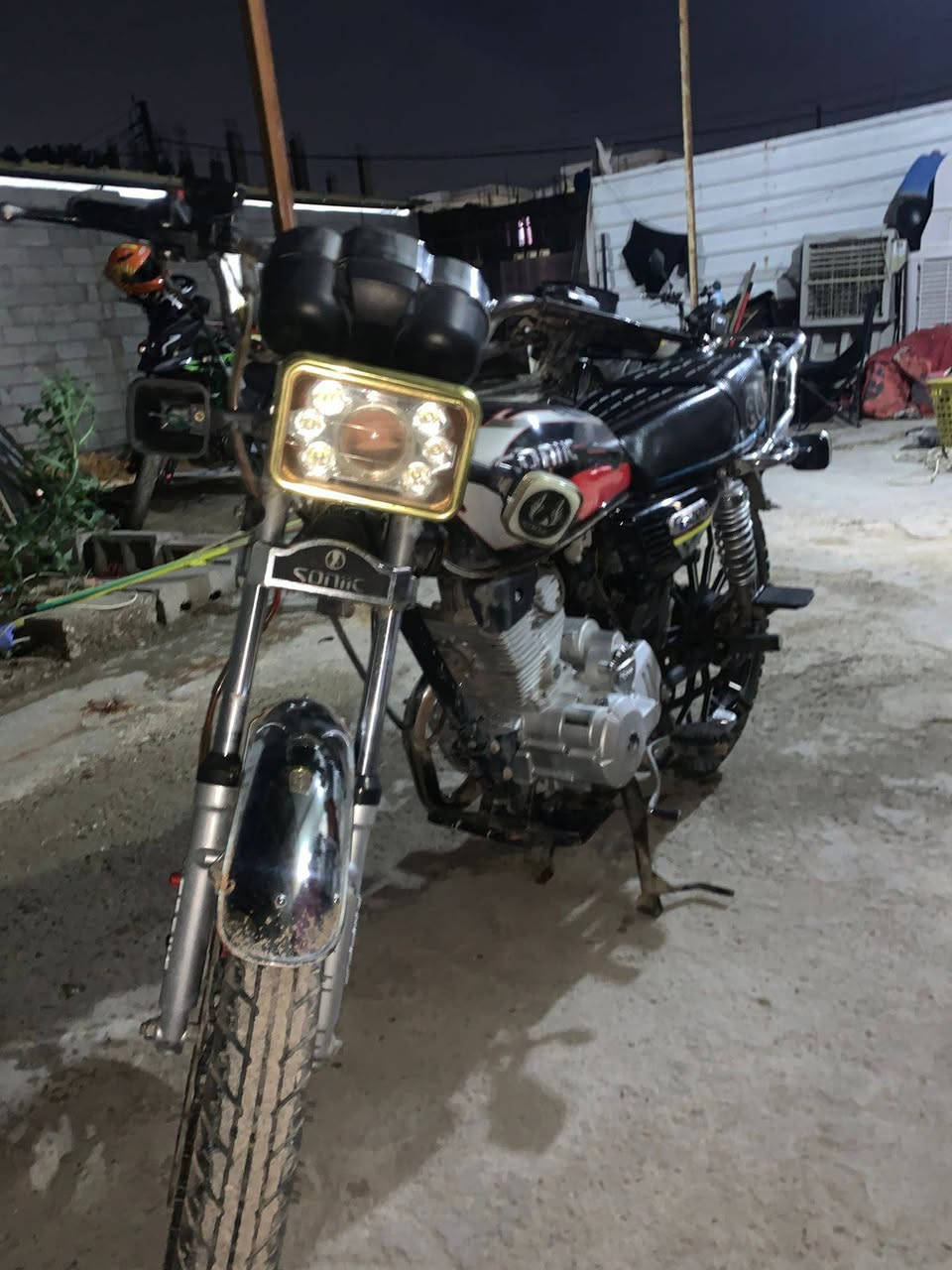 ايرانية سونك للبيع موديل 24 دراجة نضيفة خير من الله تجي واتشوفها بعينك السعر 650 بيها مجال للشراي
*********** مكاني بغداد حي البنوك
