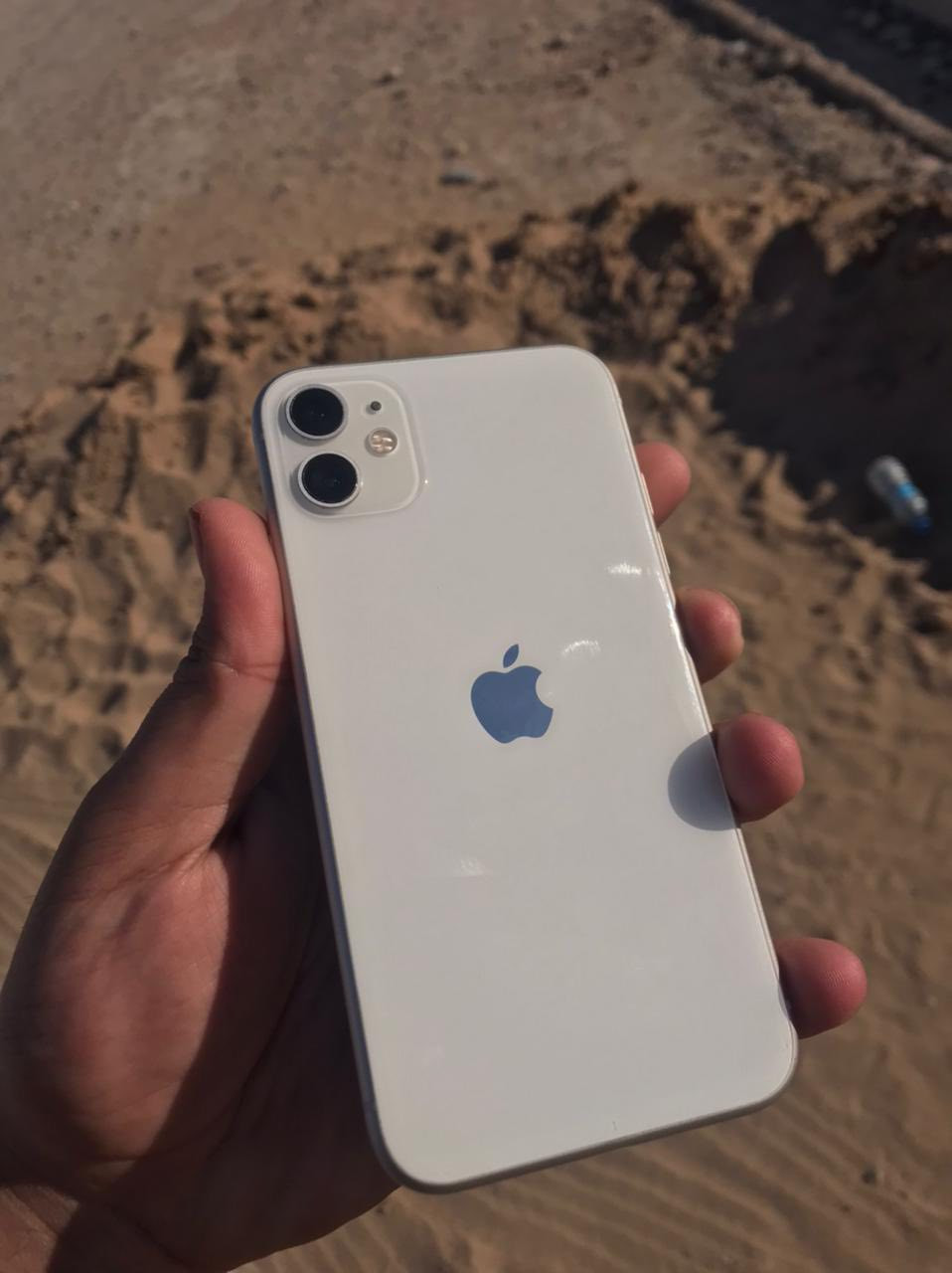 السلام عليكم من رخصة الادمن
متوووفر للبيع
              
📱ايفون11 عادي
🤍 لون ابيض 
💾 ذاكرة 128
🔋 نسبه البطارية 75
📞 تك سيم كارت
فول نضافه شرط مامفتوح ولا بي شخط جهاز كله بلادي

الشراي يتفضل خاص لو تصل ويدلل محضور من تعاليق
‏ ***********
