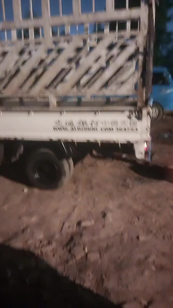 كيا مسكر فحل موديل 2008 مكفولة من الضربه بيه مكانات صبغ السعر95وبيه مجال رقم بغداد  تحويل ثاني يوم المكان بغداد ***********
