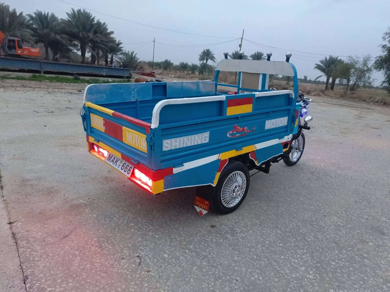 السلام عليكم ستوته للبيع موديل 20 ستوته حلوه وجازه كهرباء شغاله مقفوله شاصي رقبه اوراق اصولي ماكينه 23 مكان بابل الشوملي السعر 1400 وبيها مجال ***********
