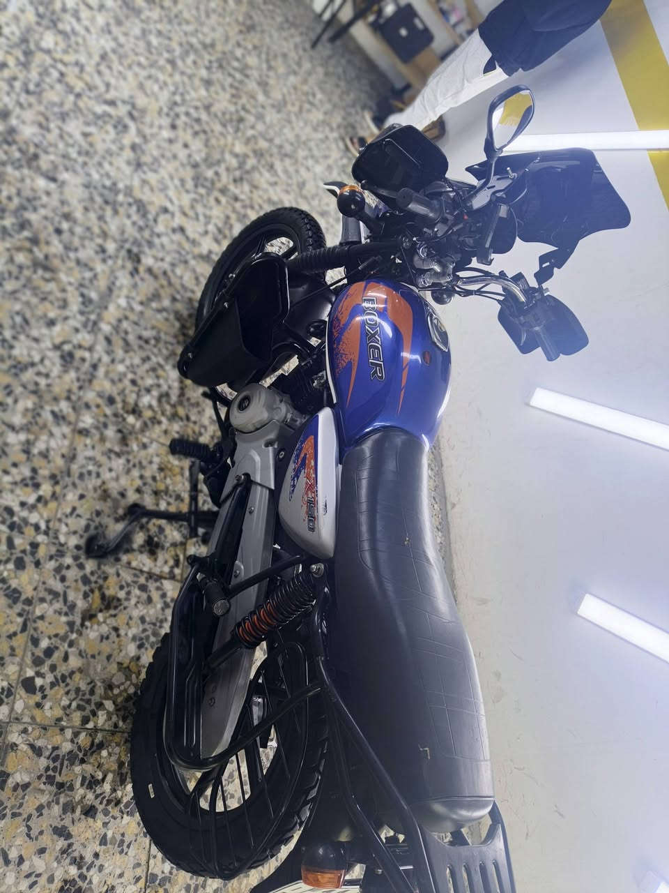 للبيع نضيفه ومابيها كل نقص مكينتها جديده ومامفتوحه سعر 2500 مليونين ونص للأتصال ‏‪***********‬‏
