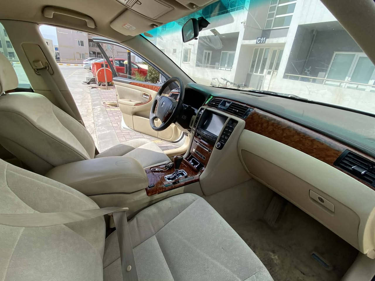 سلاؤ هاؤريان شاهينة براااؤؤة 2005 دؤ دؤكمة بةجؤك بة بجؤك بةي دعم بةي ليدراؤ  كةيري مةكيني بةشرت سيارةكة بةي عةيبة سارد كةرم بةشرت بةصمة نرخ 48   ومعاملة شؤين سليماني ژم ***********
