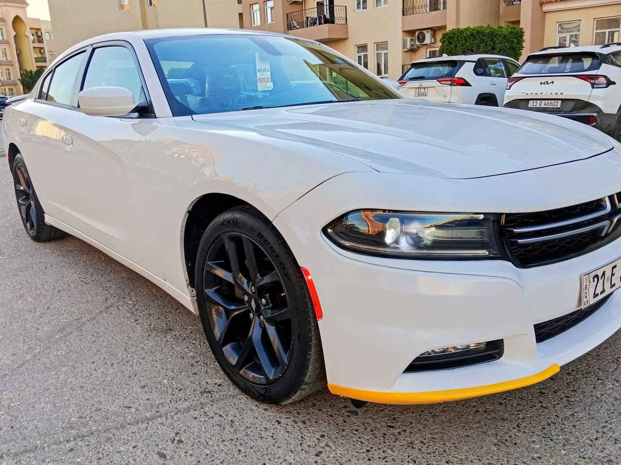 السلام عليكم اخوان للبيع جارجر 2016 أمريكي كلين تايتل كفاله عامه بدون صبغ بدون حادث بدون تبديل السياره جديده جدآ SXT محرك 6سلندر 3600 
كير محرك بلاد صدر امامي خلفي جديد تبريد ثلج بلاد السياره برغي مامفتوح بيها السياره ماشيه 70 الف ميل حقيقي بشرط الفحص مكانها بغداد الكرخ 
*********** وبخدمة الطيبين
