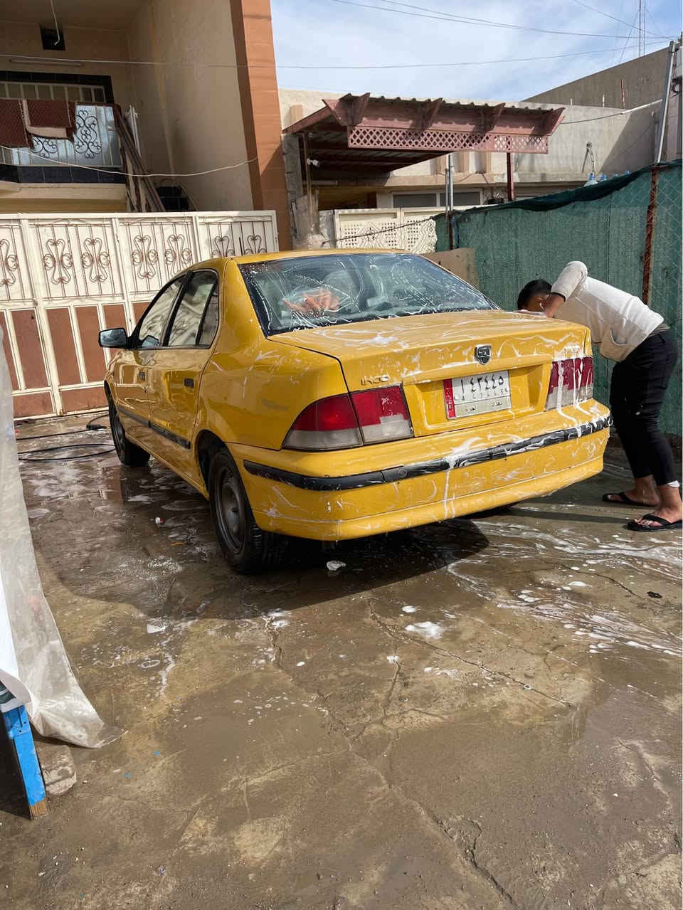 سمند ناطق موديل ٢٠١١ لوك بدون ضربه كير محرك شرط تبريد ثلج سنويه جديده بطاقه بنزين تخم تاير جديد صدر امامي خلفي جديد بدون مصرف سعرها ٣٢ بيها مجال شراي يخابر *********** كركوك, العراق
