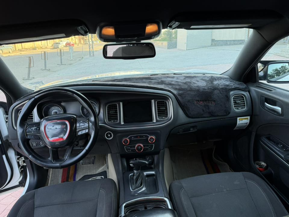 جالجر مديل 2016 معلايه   كير مكينه حداديه تبريد تخم تاير كله جديد سياره جاهزه كتاب الفحص مرفق وي الصور  الهاتف ***********
.  السعر 142 وبيه مجال
