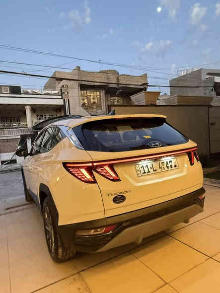 السلام عليكم 
للبيع توسان موديل 2024خليجي 
مكفوله كفالة عامة 

ماشية((((13)))) الف 

المواصفات 
شاشة جبيرة 
بردات ابواب خلفية 
محرك2000دوش
كاميرا دوارة 
كشنات 2كهرباء 
تبريد قطعتين 
وباقي المواصفات المعروفة 
السعر((((((230$))))))وبيهة مجال انشالله 
مكان السيارة بغداد شارع فلسطين المهندسين
الرقم***********
