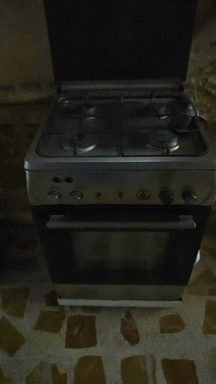 اغراض للبيع باسعار مناسبة
ارجوا المتابعة


**إذا كنت صاحب هذا الإعلان وتريد حذفه لأي سبب، رجاءا أرسل رسالة إلى الدعم الفني**