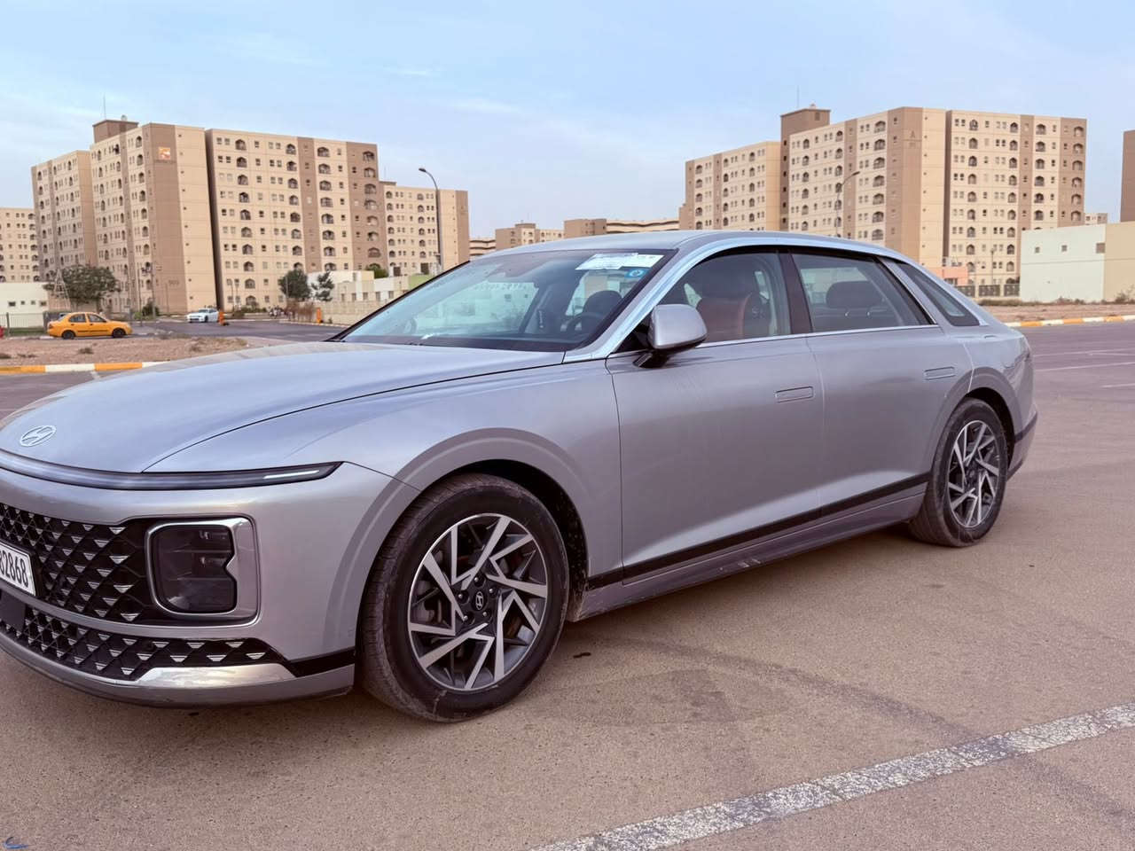 سلام عليكم للبيع فقط
هونداي ازيرا فئة گرانديور 

غاز بلادي غاز فقط 

موديل 2023

فول عدة الفتحة 

لون رصاصي

كلين بدون حادث 

6 سلندر
رقم بغداد باسمي 
محرك 3500 

لاستفسار *********** 

السعر 230 ورقة
