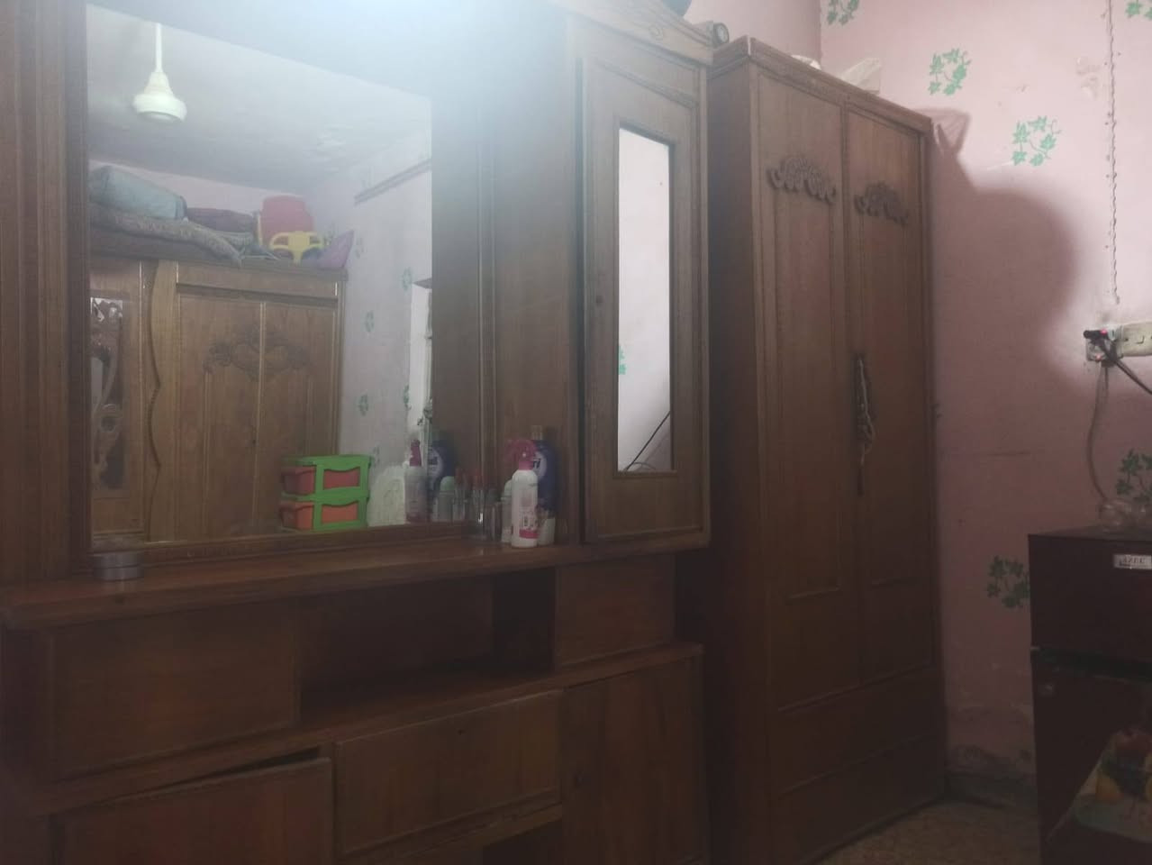 السلام عليكم غراض بيت نضيفه للبيع كلمن وسعره ***********
