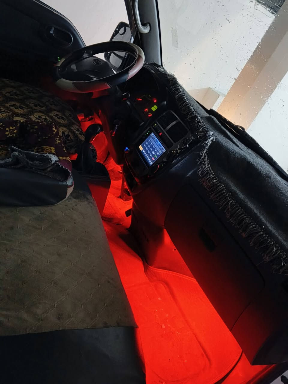 كيه 10رقم سلمانيه نظيفه للبيع محرك فول ومابيها اي ضرر
***********
