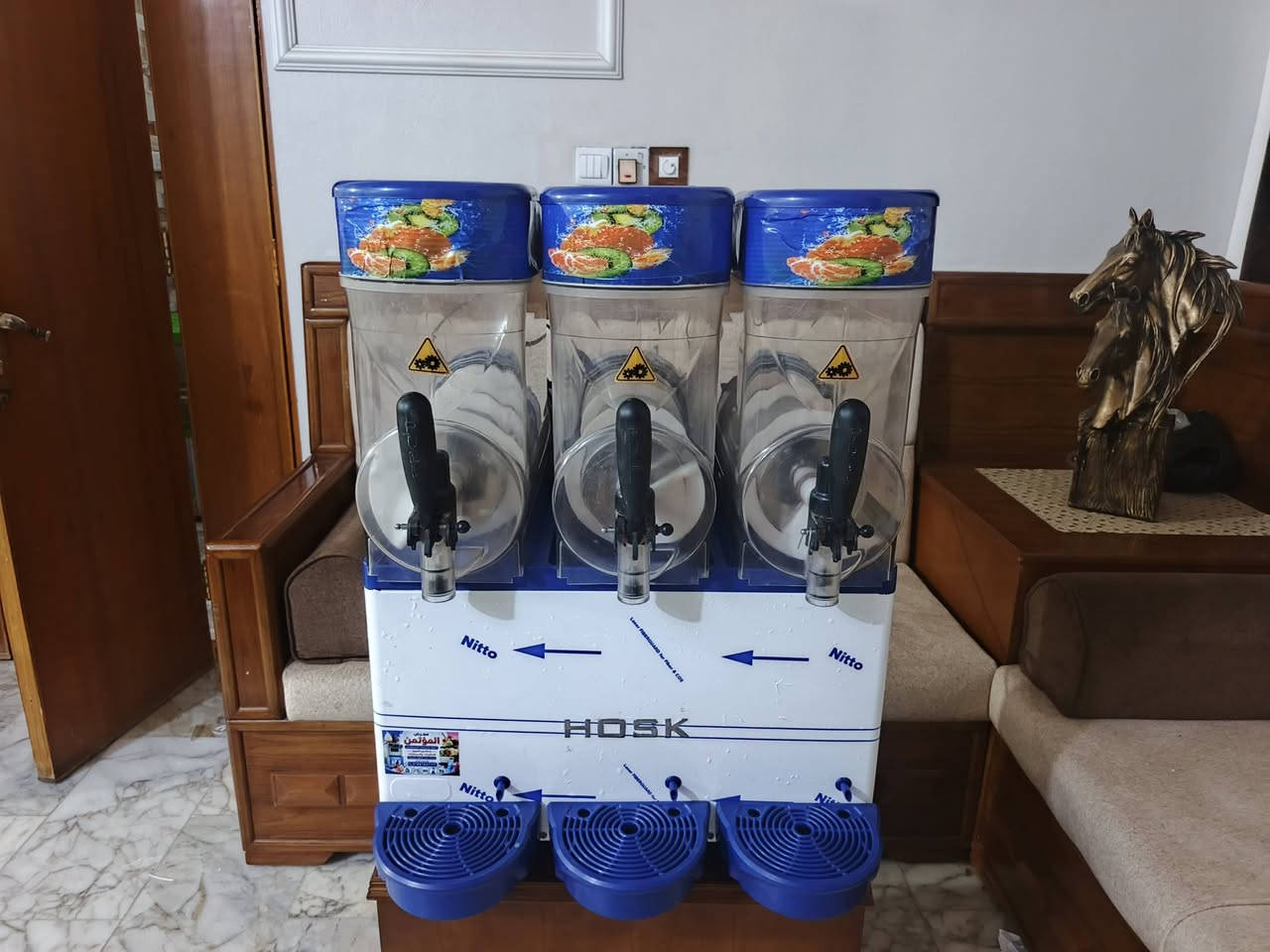 مكينة ازبري لبيع  بسعر مناسب نوع هوسك مستخدمه قليل  شرط شغل الاستفسار اكثر الاتصال ***********و*********** وبيه واتساب العنوان ذي قار مركز
