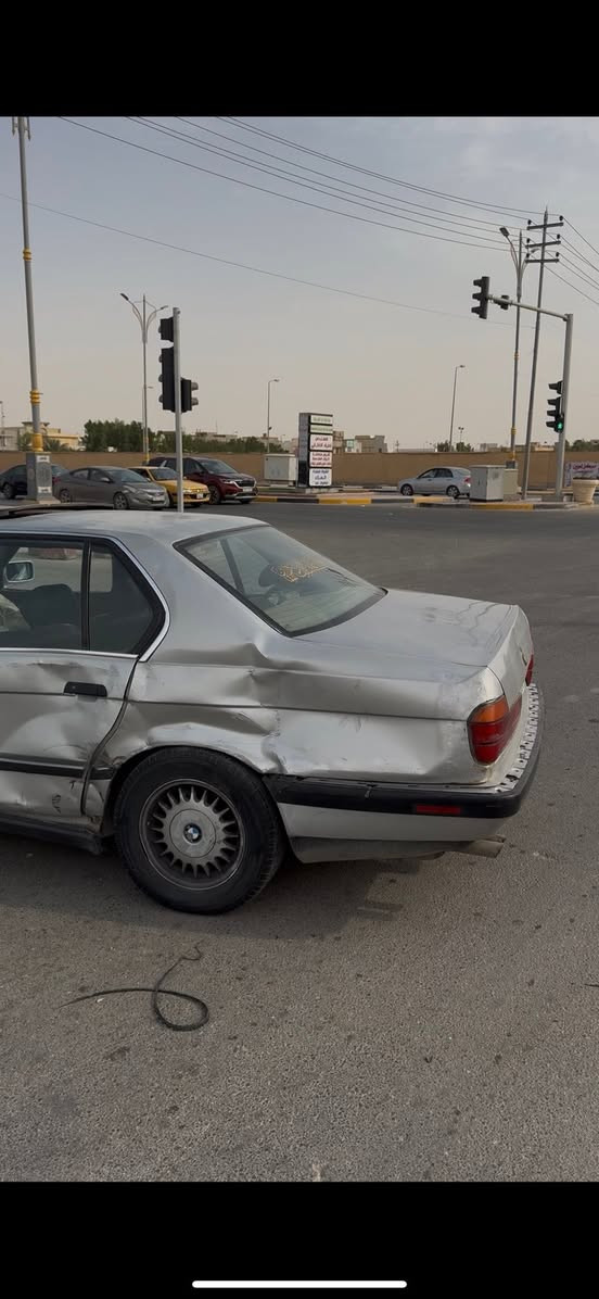 السلام عليكم
الحمد لله على كل حال دفع الله ما كان اعظم 
Bmw730v8 موديل 1993
للبيع السعر 28 
***********
