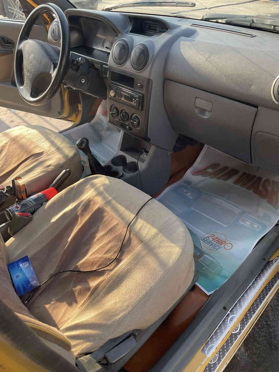 السلام عليكم سايبا 2013 للبيع تبريد عطلان  وتحتاج الاستيك ولف ***********
سلف جديد جوينات جدد زوج تايرات الإمامي جديد دبلات نظيفات سياره خير من الله
