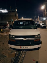 فإن سفانه موديل 2007 رقم انكليزي سعر 85 و بيه مجال  الرقم 07707709388