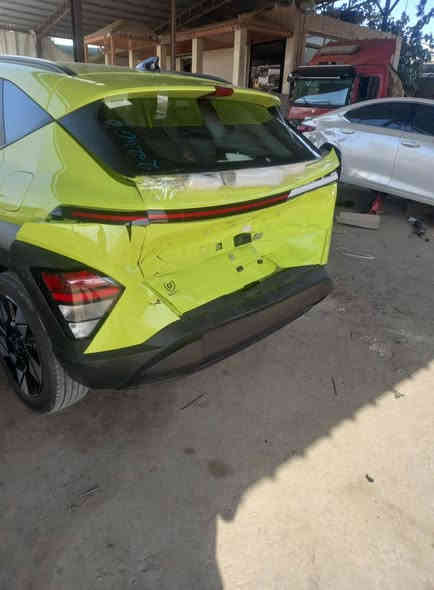 هونداي كونا موديل ٢٠٢٤ محرك ٢٠٠٠ على حادثه بدون اير باك السعر ١٦٣ الاتصال ***********
